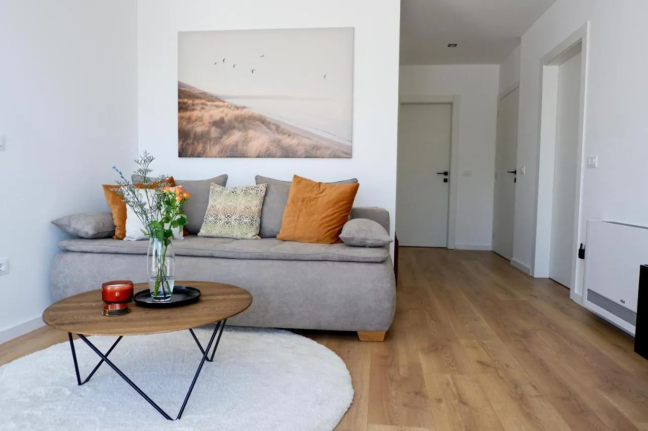 Apartvilla Zanna With Sea View For 4 People Galižana Appartement