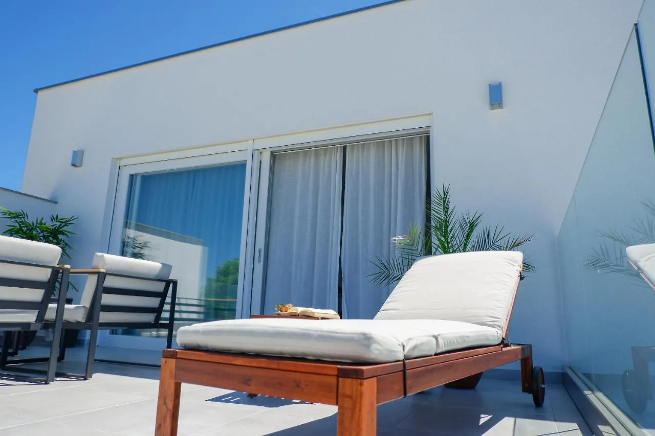 Galižana Apartvilla Zanna With Sea View For 4 People شقة